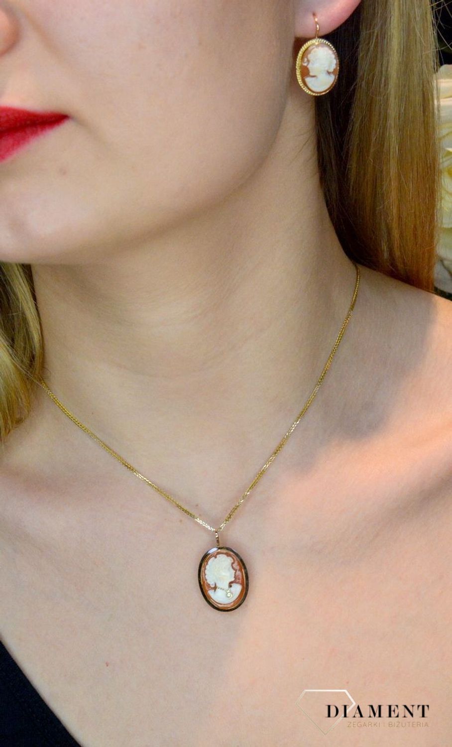 Złota broszka zawieszka 585 broszkowisior Pani Walewska BO 10A.jpg